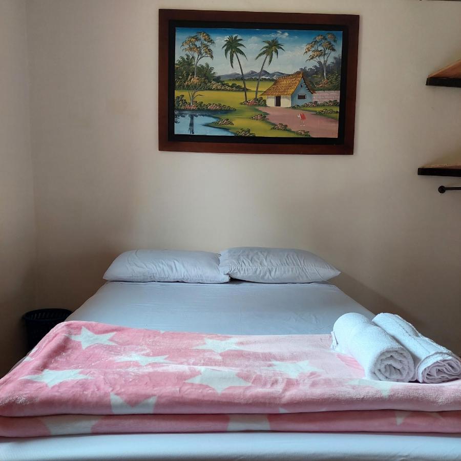 Hostal La Pijarana サレント エクステリア 写真